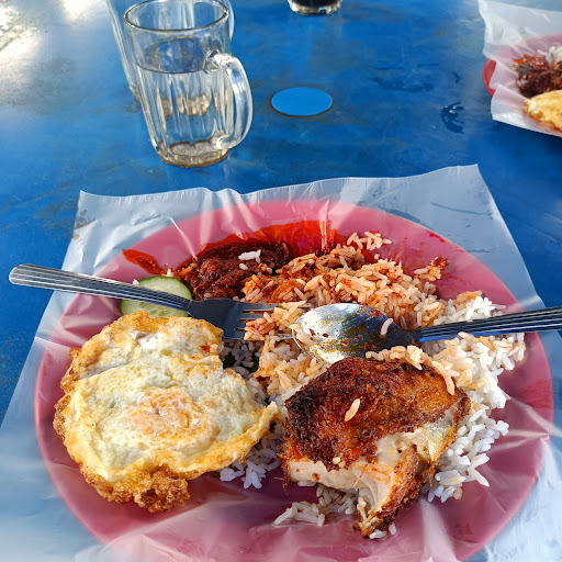 Boyzyan Roti Canai / Nasi Lemak Kukus