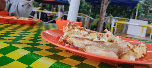 Warong Roti Canai Geddik Dalam Rok