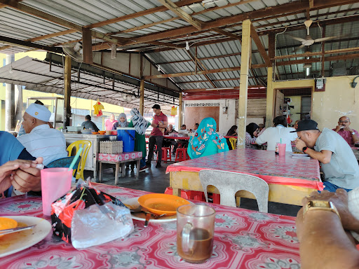 Warong Ijad Nasi Lemak Roti Canai Mee