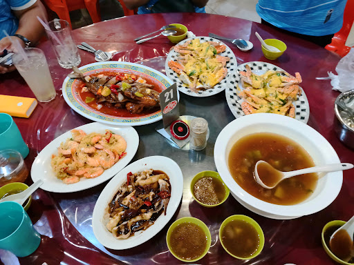 Sri Titingan Seafood Isnaji