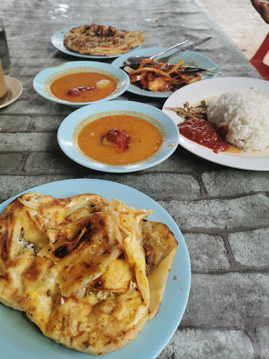 Warong Nasi Lemak Ikan Bakar Roti Canai
