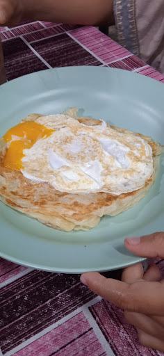 Mi Kari Mi sup Roti Canai