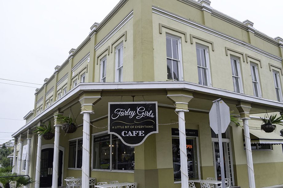 farley cafe