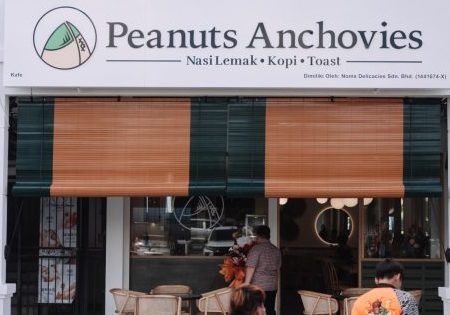 peanuts anchovies jalan tun jugah