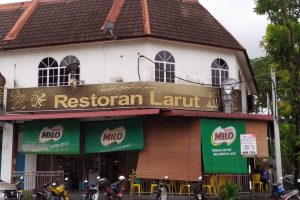 Restoran Larut