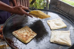 Roti Canai di Sungai Rambai, Malaysia: 5 Gerai Paling Popular Wajib Cuba