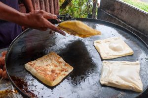 Roti Canai di Taiping, Malaysia: 5 Gerai Paling Sedap Wajib Cuba
