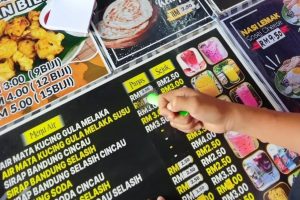 Roti Canai Kayu Arang Melaka