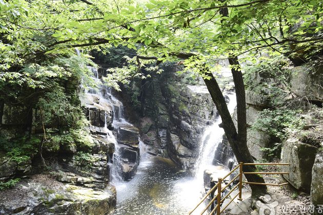 warong d tebing mirul